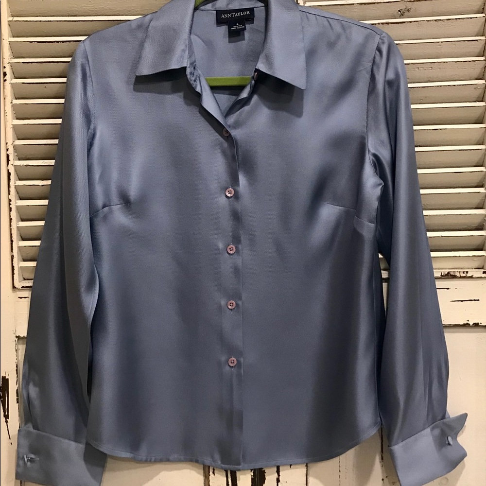 Ann Taylor 100% silk long sleeve dress shirt